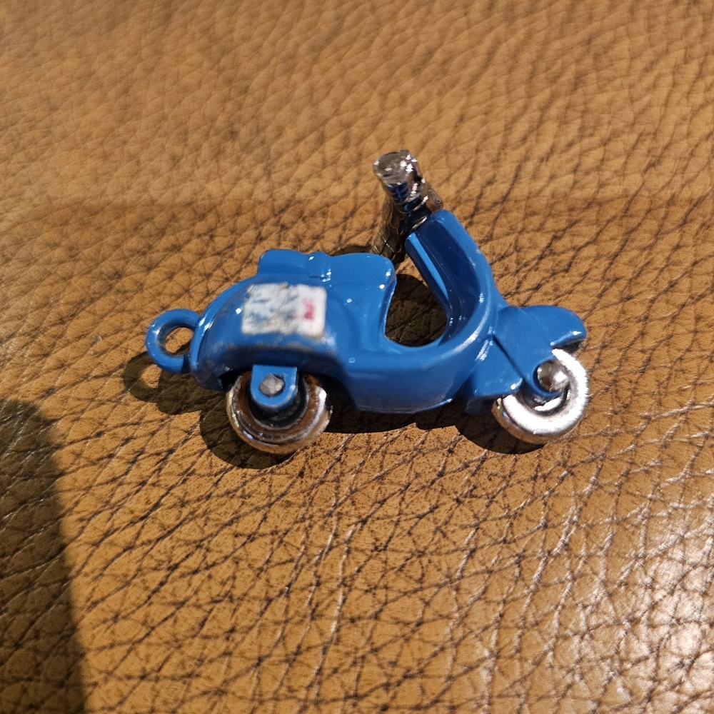 Mini Vespa Scooter Keychain